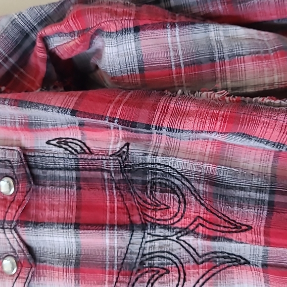 Wrangler Small Women's red black grey western plaid shirt lace frayed seams - Picture 3 of 8